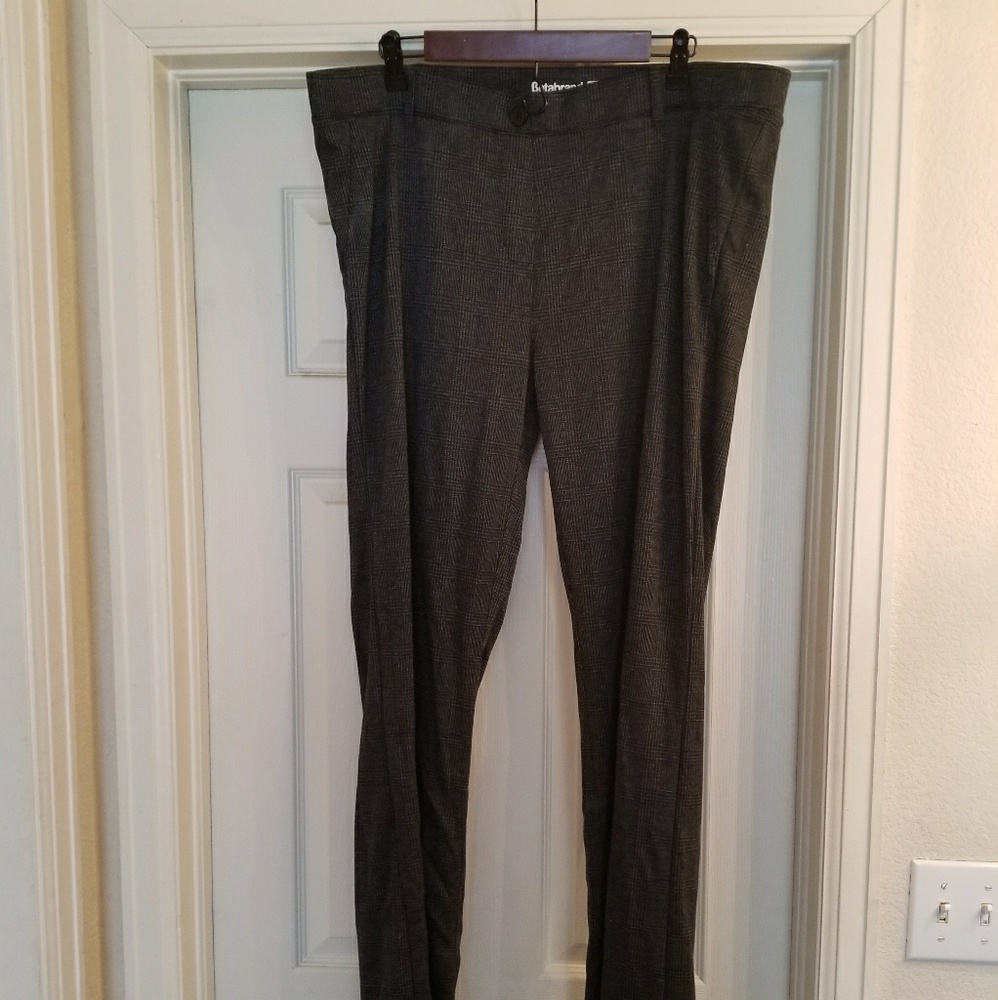 Betabrand dress/pull on yoga style pants